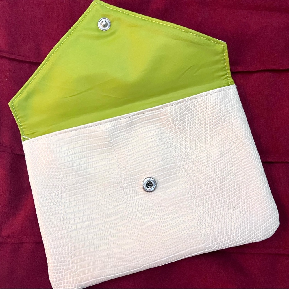 IPSY Envelope Accessory Bag Embossed Cream and Green with Snap Closure.